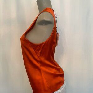 Cing e Sept, Burnt Orange Top Size M, ORIGNAL PRICED $325